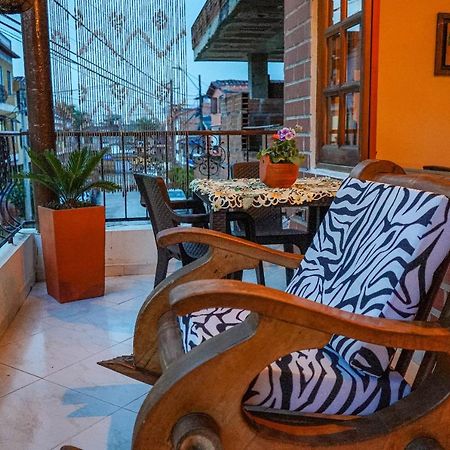 Casa Pastora Coworking Panzió Guatapé Kültér fotó