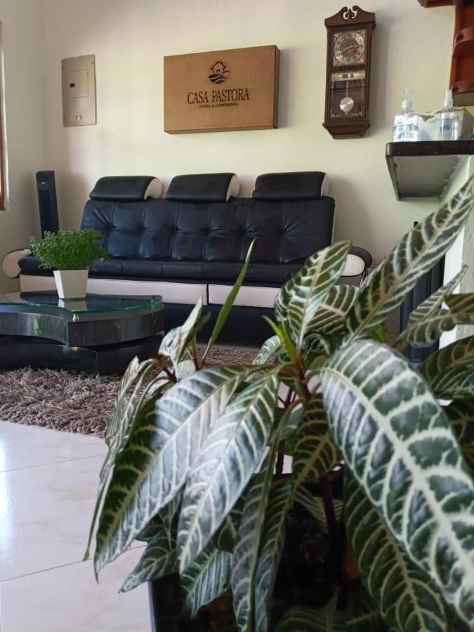 Casa Pastora Coworking Panzió Guatapé Kültér fotó